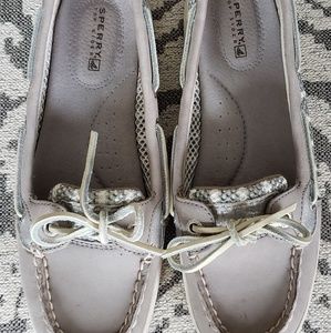Sperry Silver Boat Shoe, women's S6.5 mesh